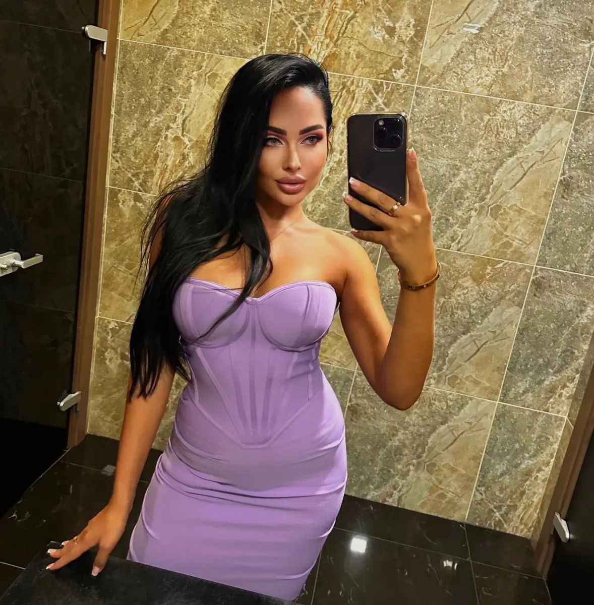 Amanda escort in Dubai