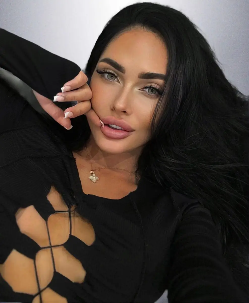 Amanda escort in Dubai