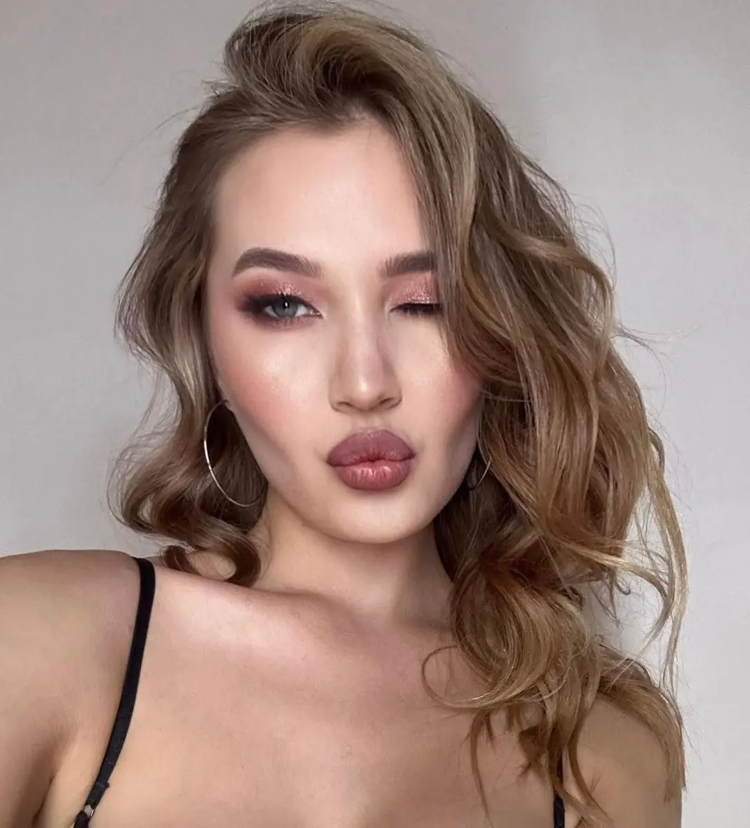 DEBBY escort in Dubai