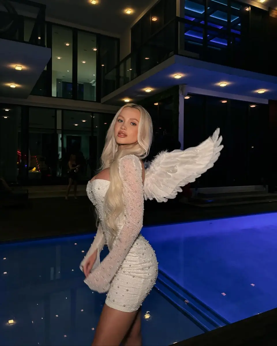 Inga escort in Dubai