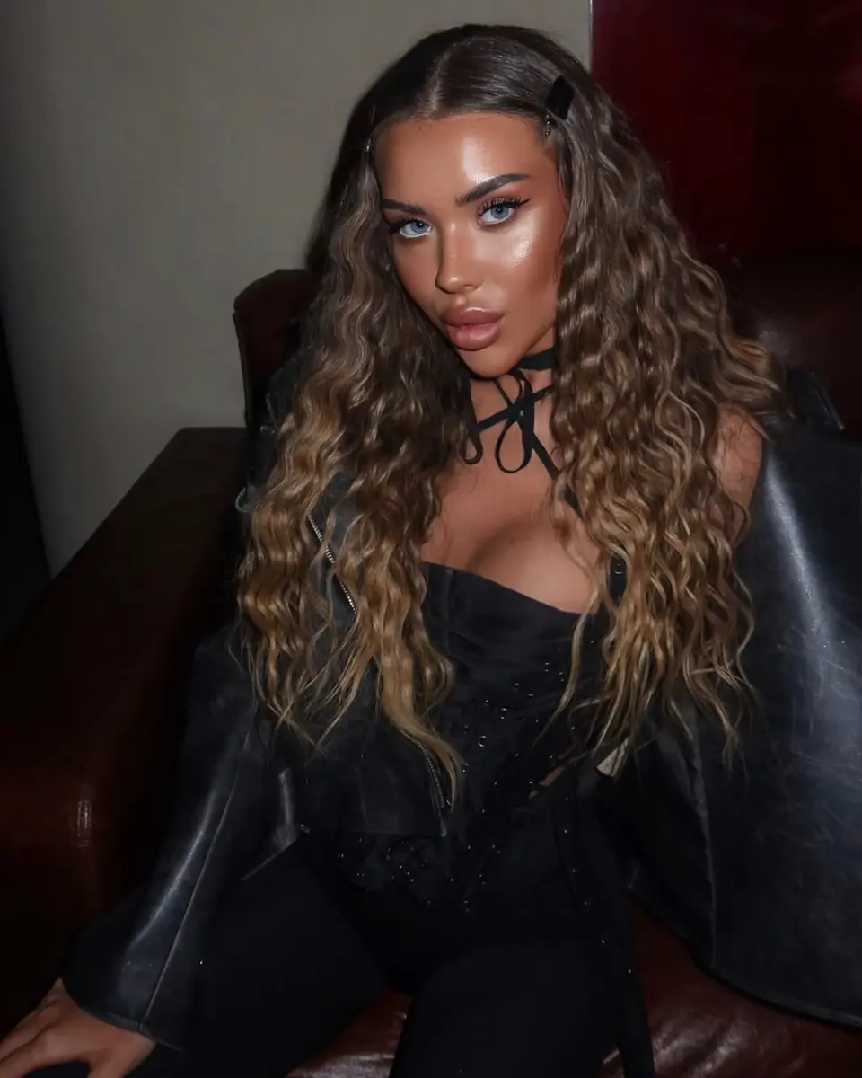 Kim escort in Dubai