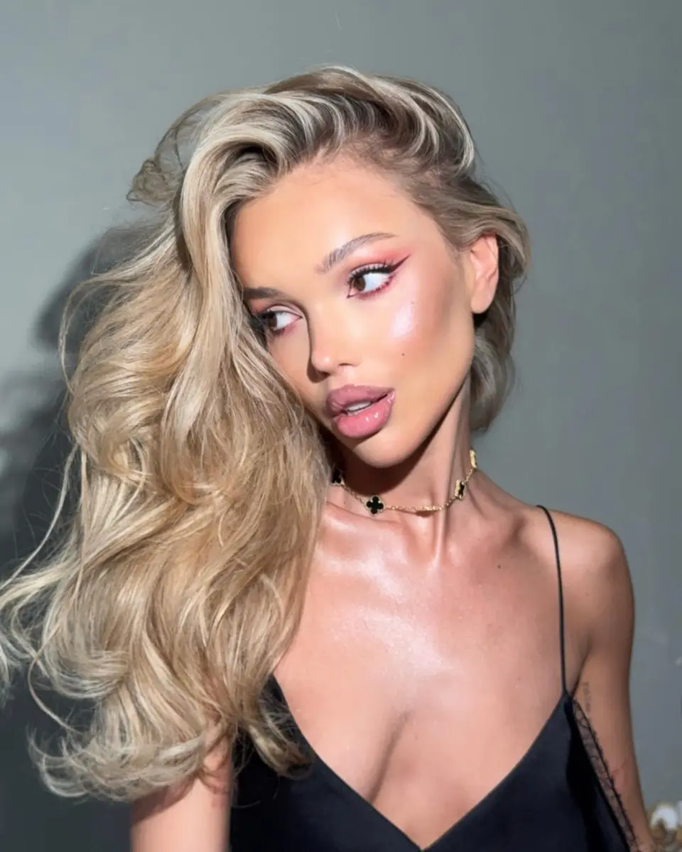 Leya escort in Dubai