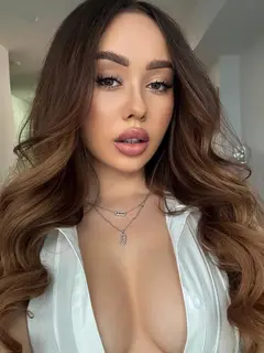 Maria escort in Dubai