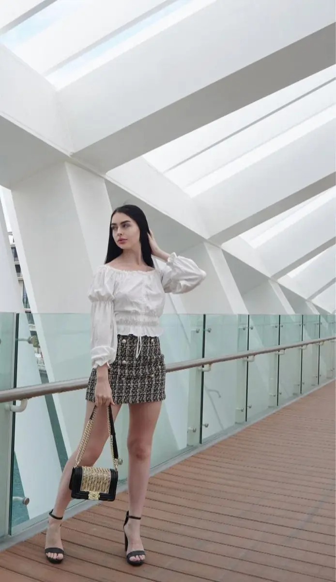 OLGA escort in Dubai
