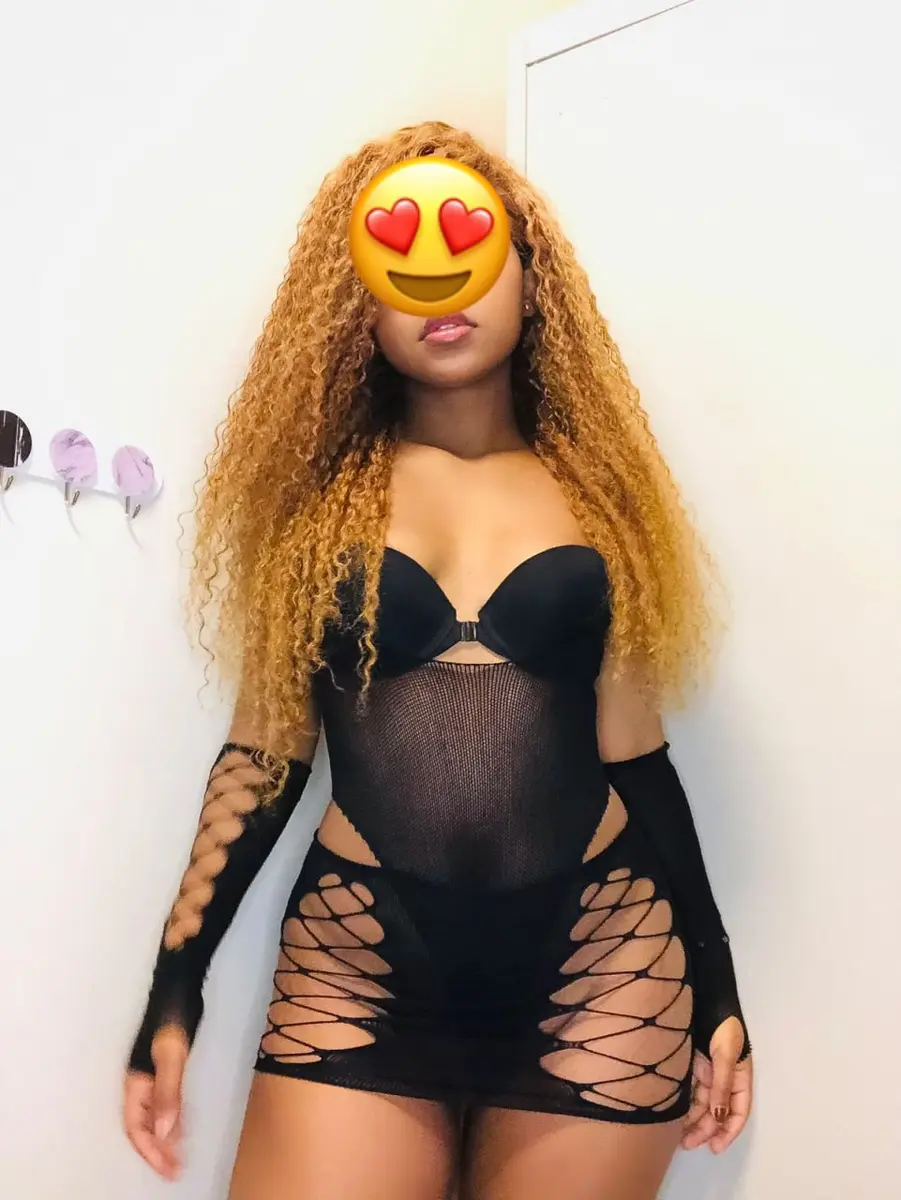RUBY escort in Dubai